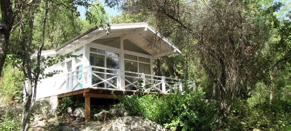Hotel Sakli Gol Evleri Karacaören Exterior foto
